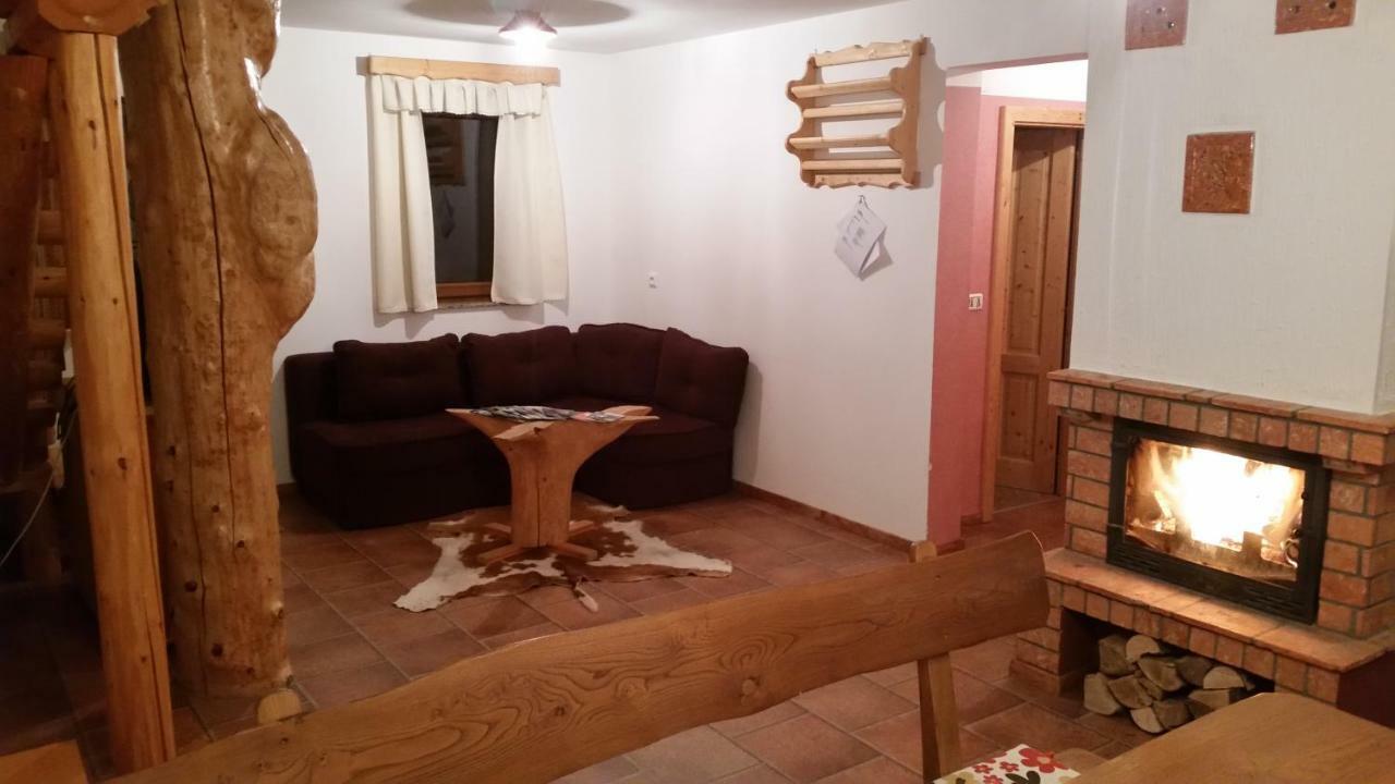 Turizem Pavlin Apartments Senturska Gora Экстерьер фото